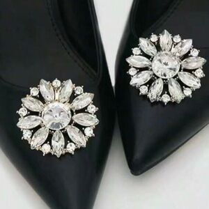 Elegant Crystal shoe clips